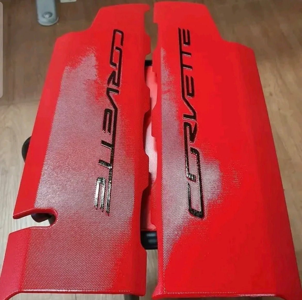 C7 engine cover in carbon red - chevrolet corvette parts