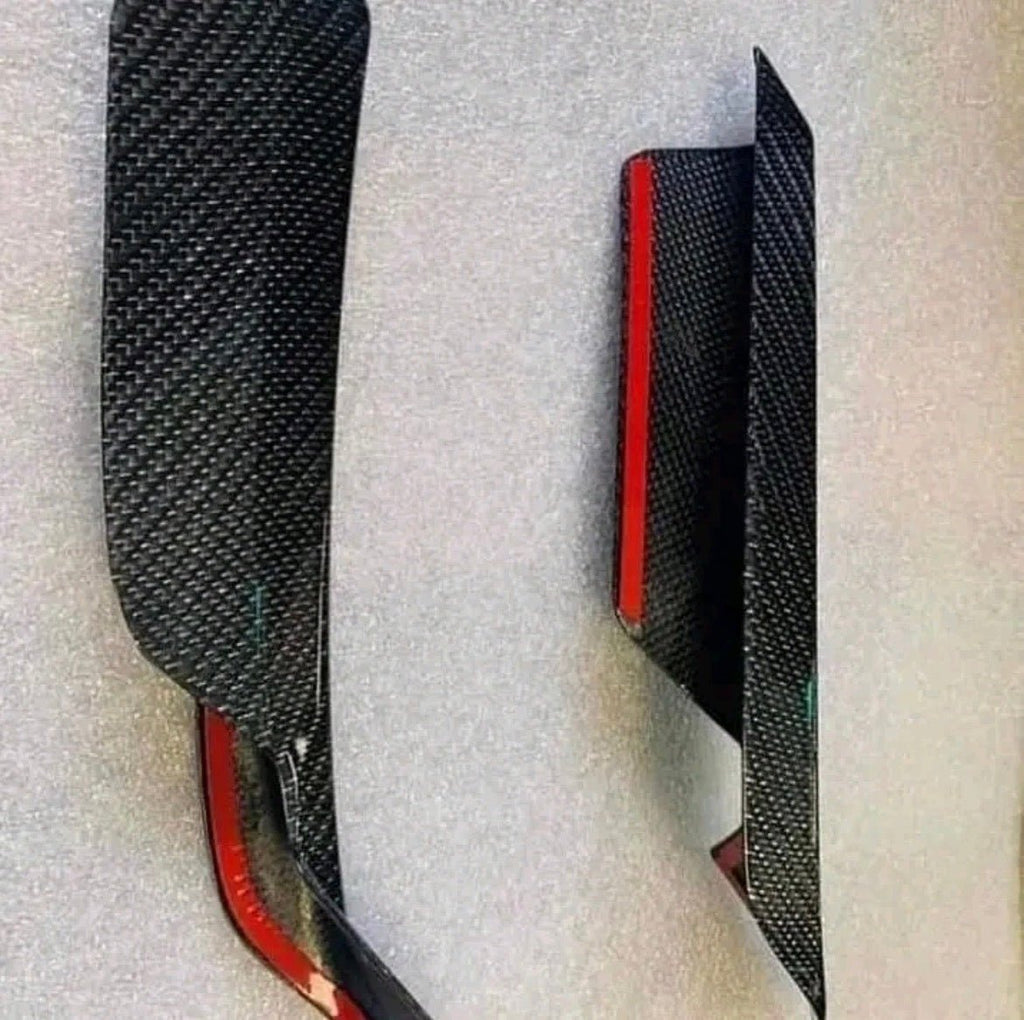 1 Brand new reflectors - chevrolet corvette parts