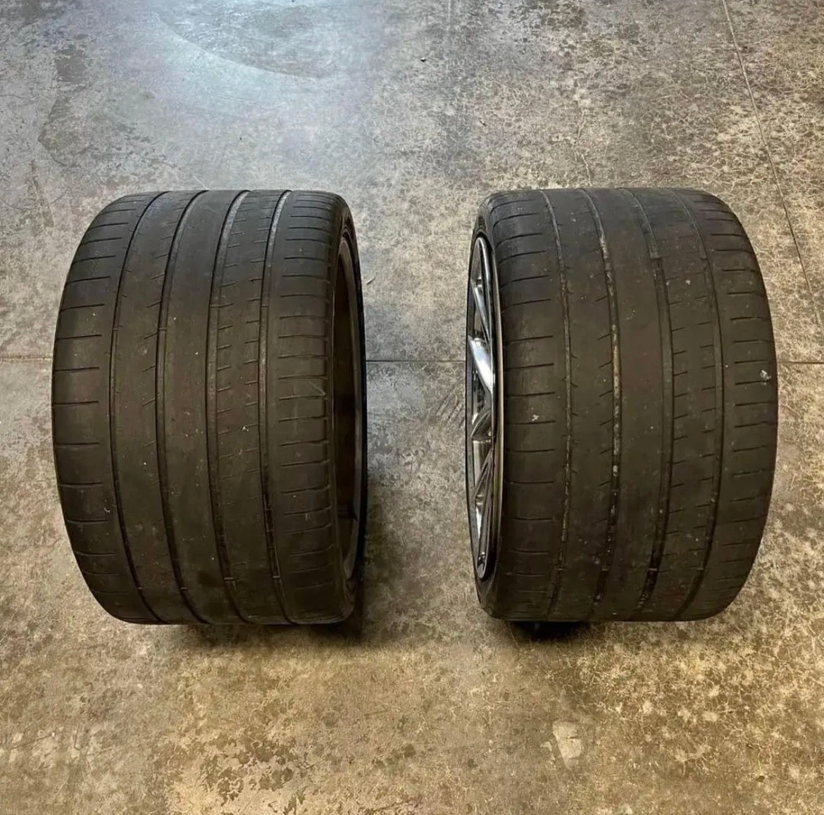 chevroletcorvettespareparts.1 Selling C6 Z06 Spyder wheels off my C6 Z06. Bolt pattern is 5 x 120.7.