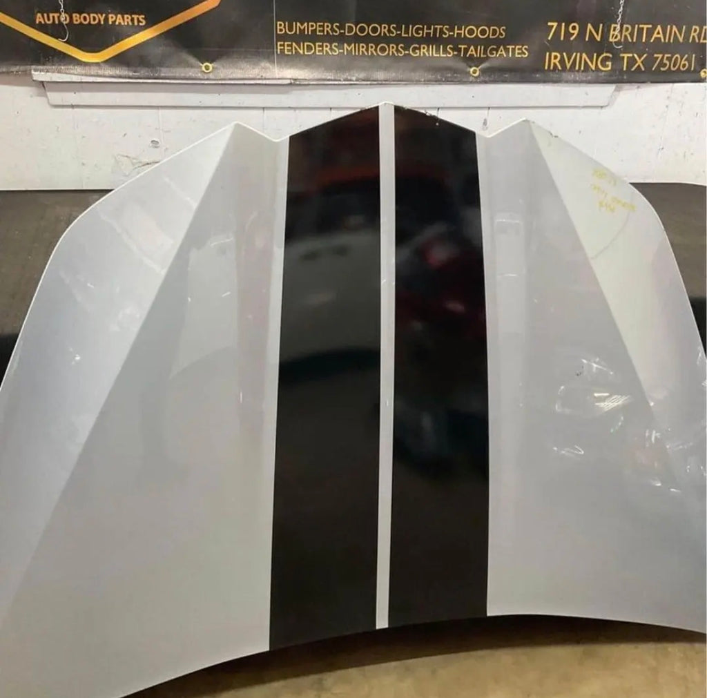 CHEVY CORVETTE  2020-2023 HOOD OEM